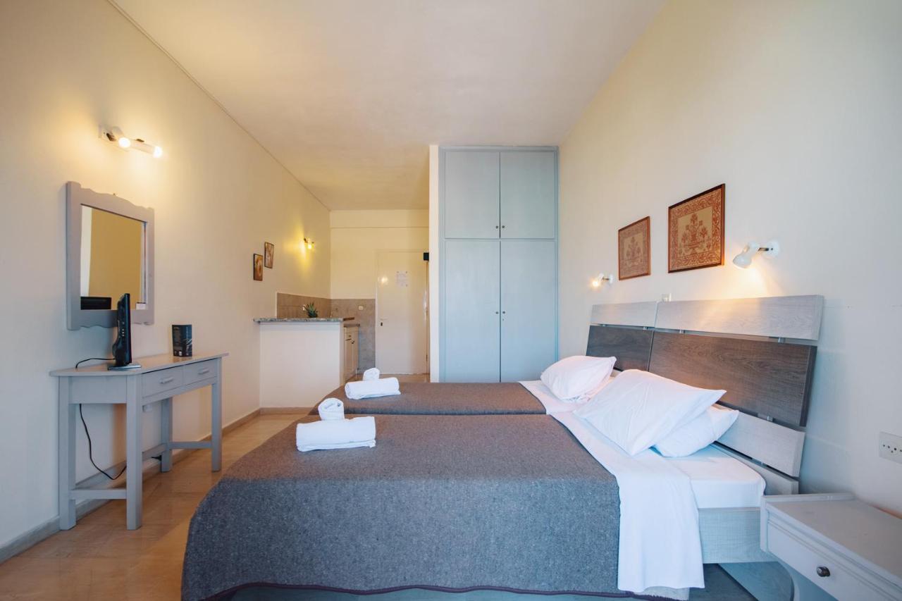 Villa Rosa Apartments Guviá Kültér fotó