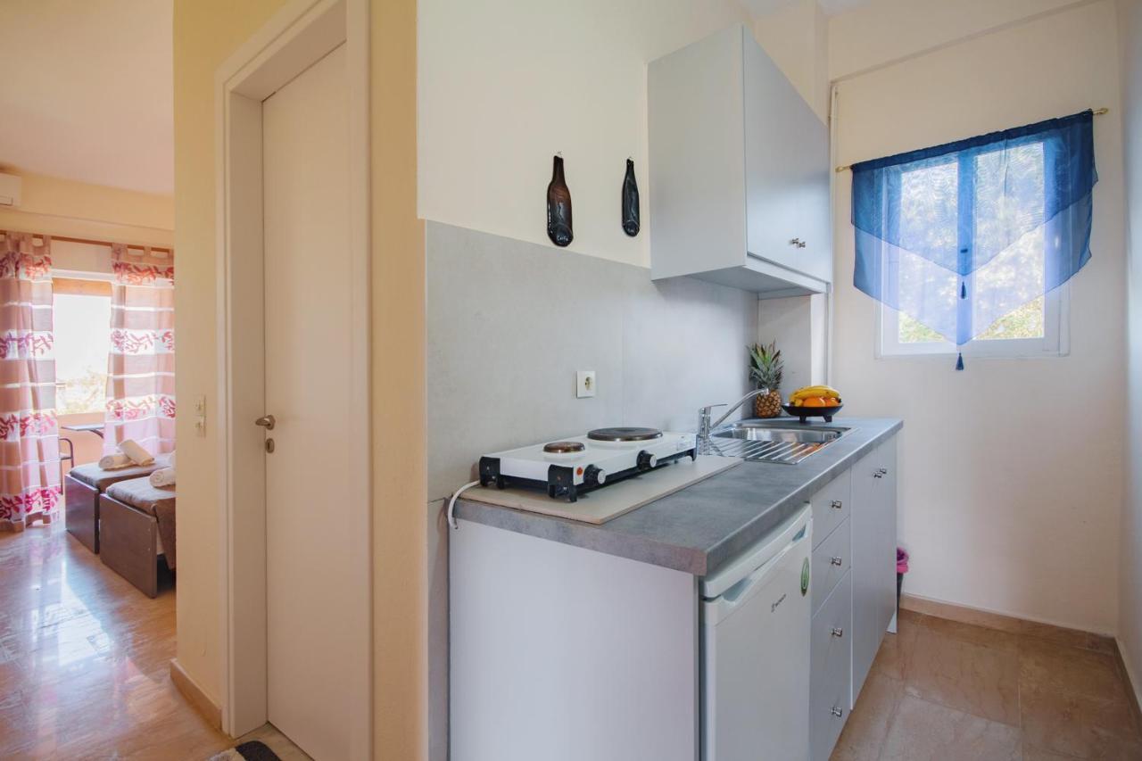Villa Rosa Apartments Guviá Kültér fotó