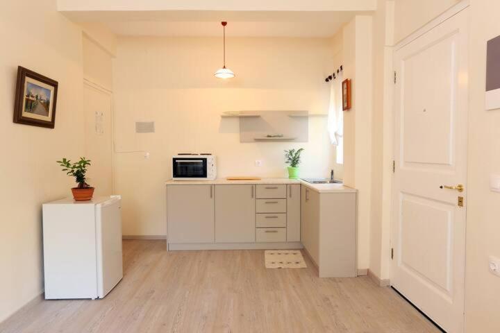 Villa Rosa Apartments Guviá Kültér fotó